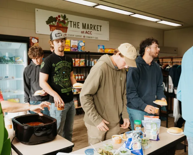ACC students enjoy fresh soup